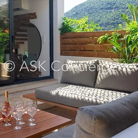 Ferienhaus Island - Hot Tub, Exceptional Sea View *